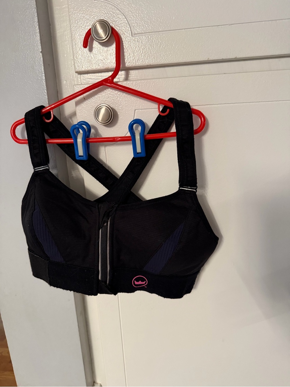 Shefit  Black Front‑Zip Sports Bra